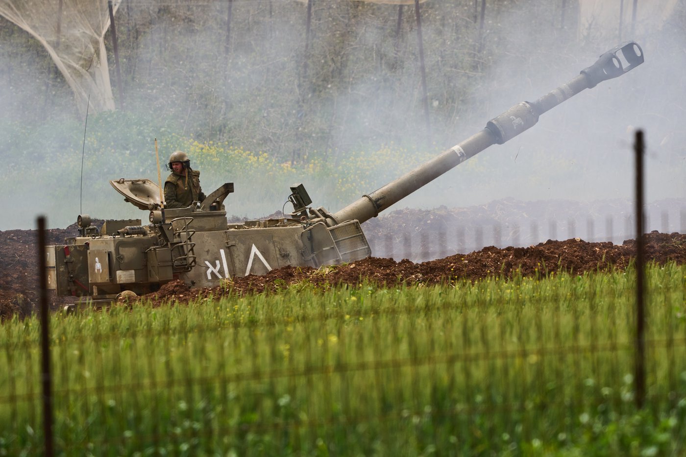 Consecutive Israeli strikes kill 4 Lebanese medics as Israel-Hezbollah war grinds on | iNFOnews.ca Consecutive Israeli strikes kill 4 Lebanese medics as Israel-Hezbollah war grinds on | iNFOnews.ca