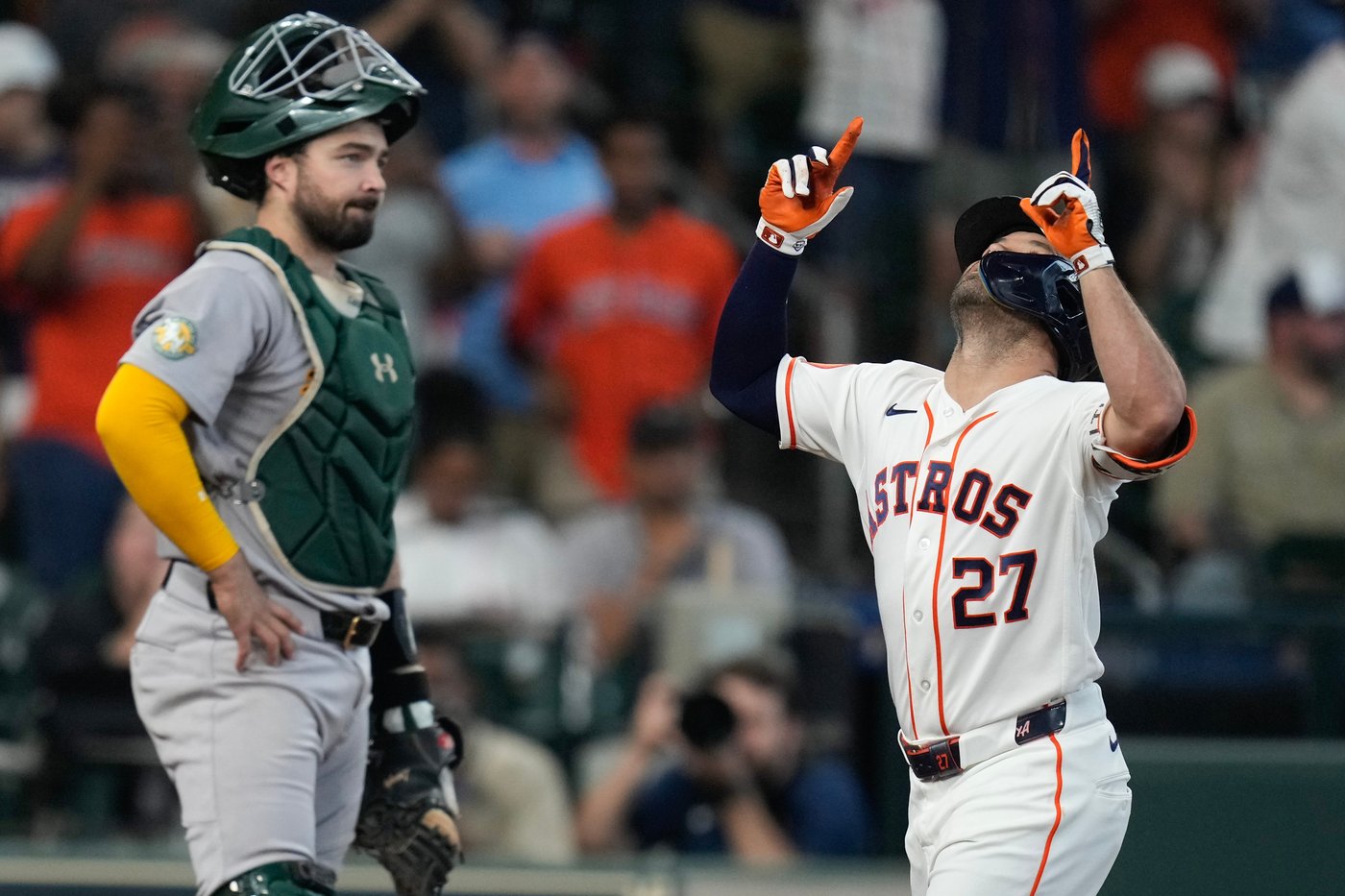 Yordan Alvarez hits a grand slam for AL-leading 22nd homer as Astros blast Athletics 13-2 | iNFOnews.ca Yordan Alvarez hits a grand slam for AL-leading 22nd homer as Astros blast Athletics 13-2 | iNFOnews.ca