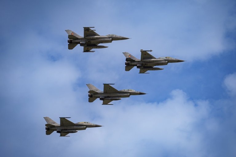 Russia not probing into Canadian airspace, federal officials say | iNFOnews.ca