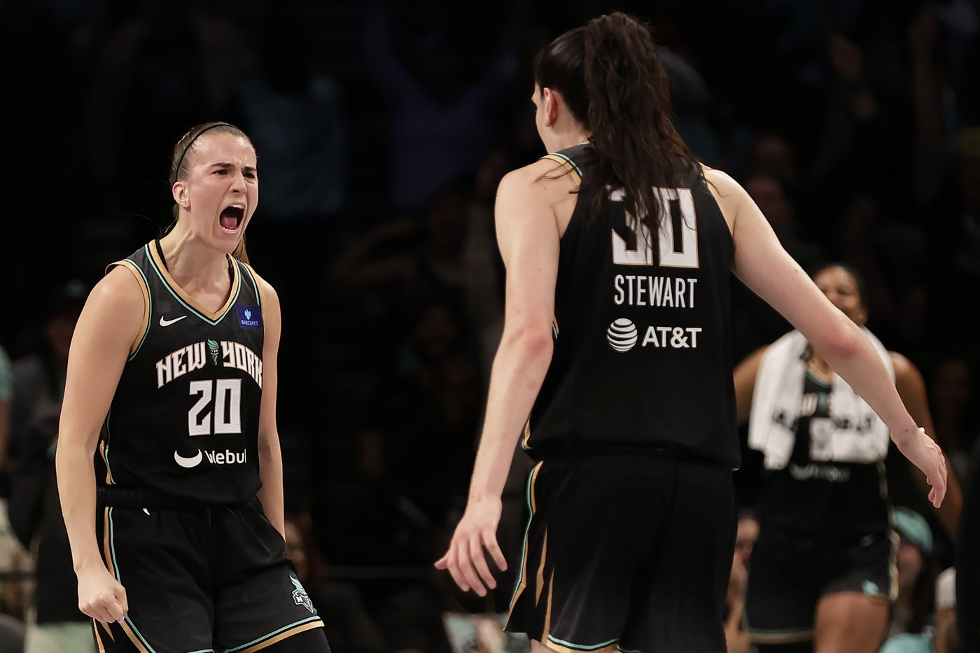 Ionescu scores 36 points and Liberty advance to WNBA semifinals with 91-82 win over Dream | iNFOnews.ca