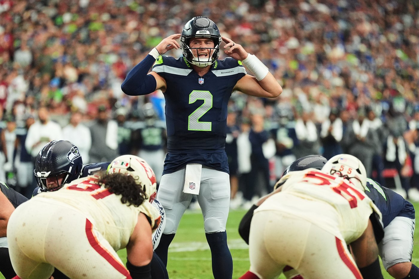 Drew Lock connects for 3 TDs with Jaxon Smith-Njigba; Seahawks roll past Cardinals 31-7 | iNFOnews.ca Drew Lock connects for 3 TDs with Jaxon Smith-Njigba; Seahawks roll past Cardinals 31-7 | iNFOnews.ca