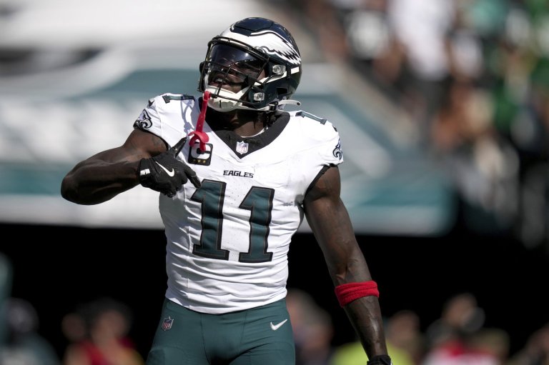 A.J. Brown's cryptic social media post sparks concern despite Eagles' 4-0 start | iNFOnews.ca