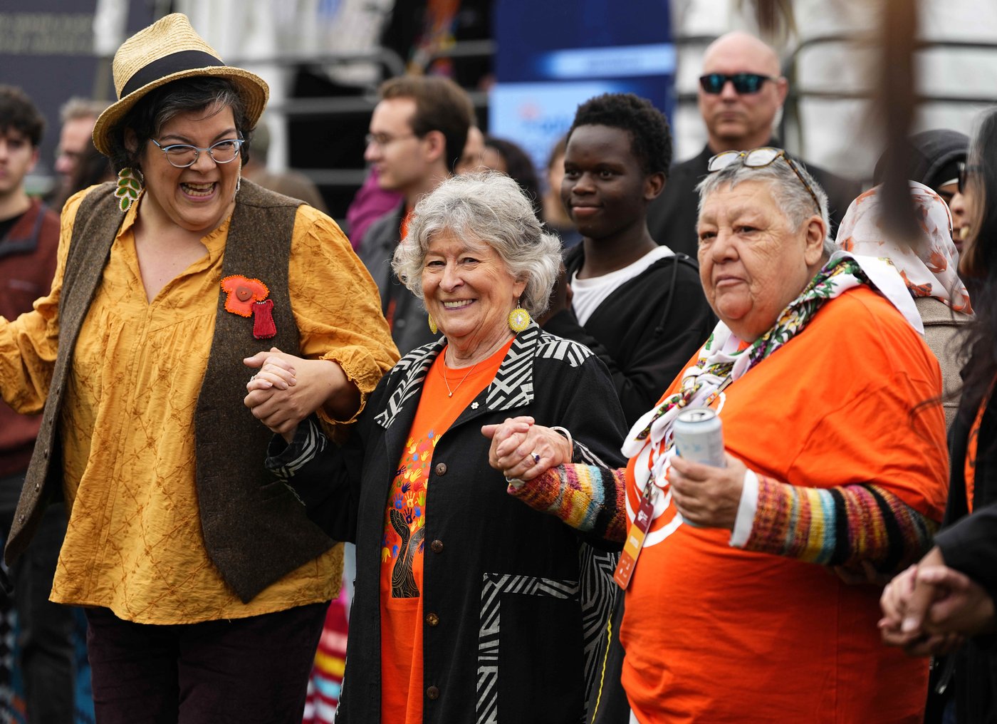 'We are better than that': Canadians mark National Day for Truth and Reconciliation | iNFOnews.ca 'We are better than that': Canadians mark National Day for Truth and Reconciliation | iNFOnews.ca