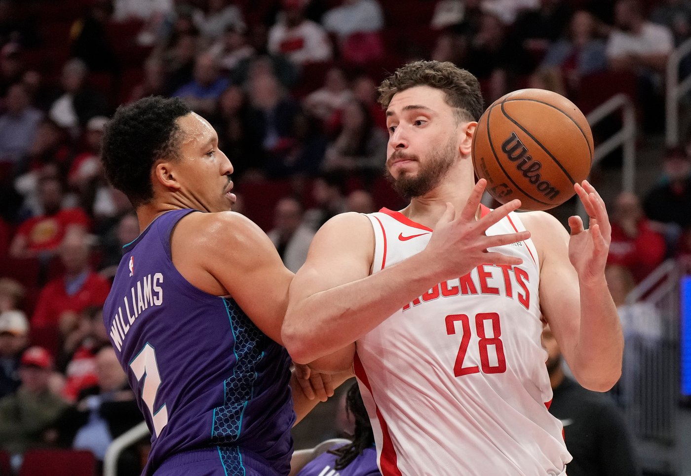 Hornets extend winning streak to 8 games with 109-99 victory over Rockets | iNFOnews.ca