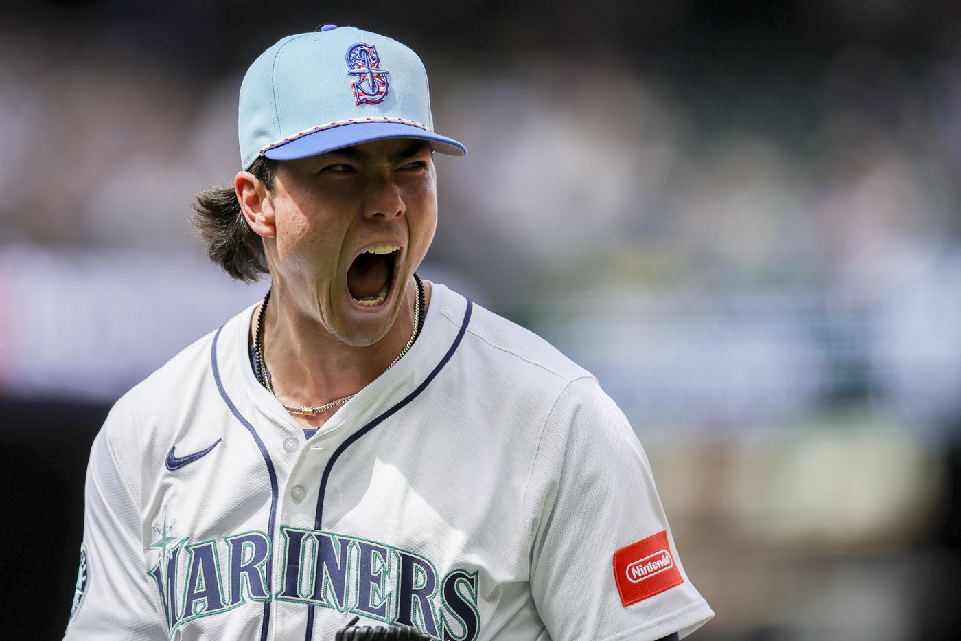 Raleigh hits Nos. 34 and 35 to match Griffey's Mariners record for HRs before All-Star break | iNFOnews.ca