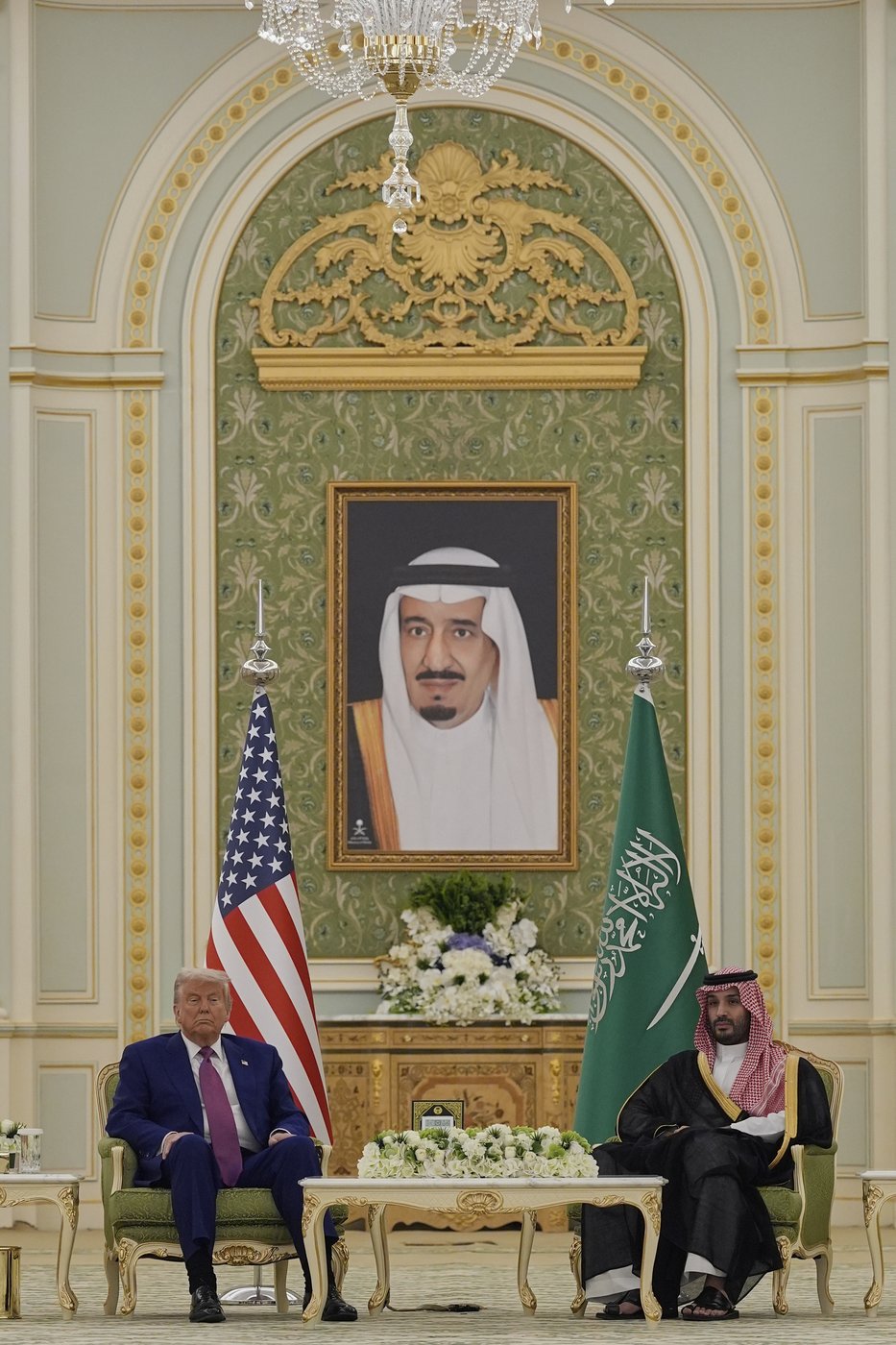PHOTO COLLECTION: Trump Mideast | iNFOnews.ca