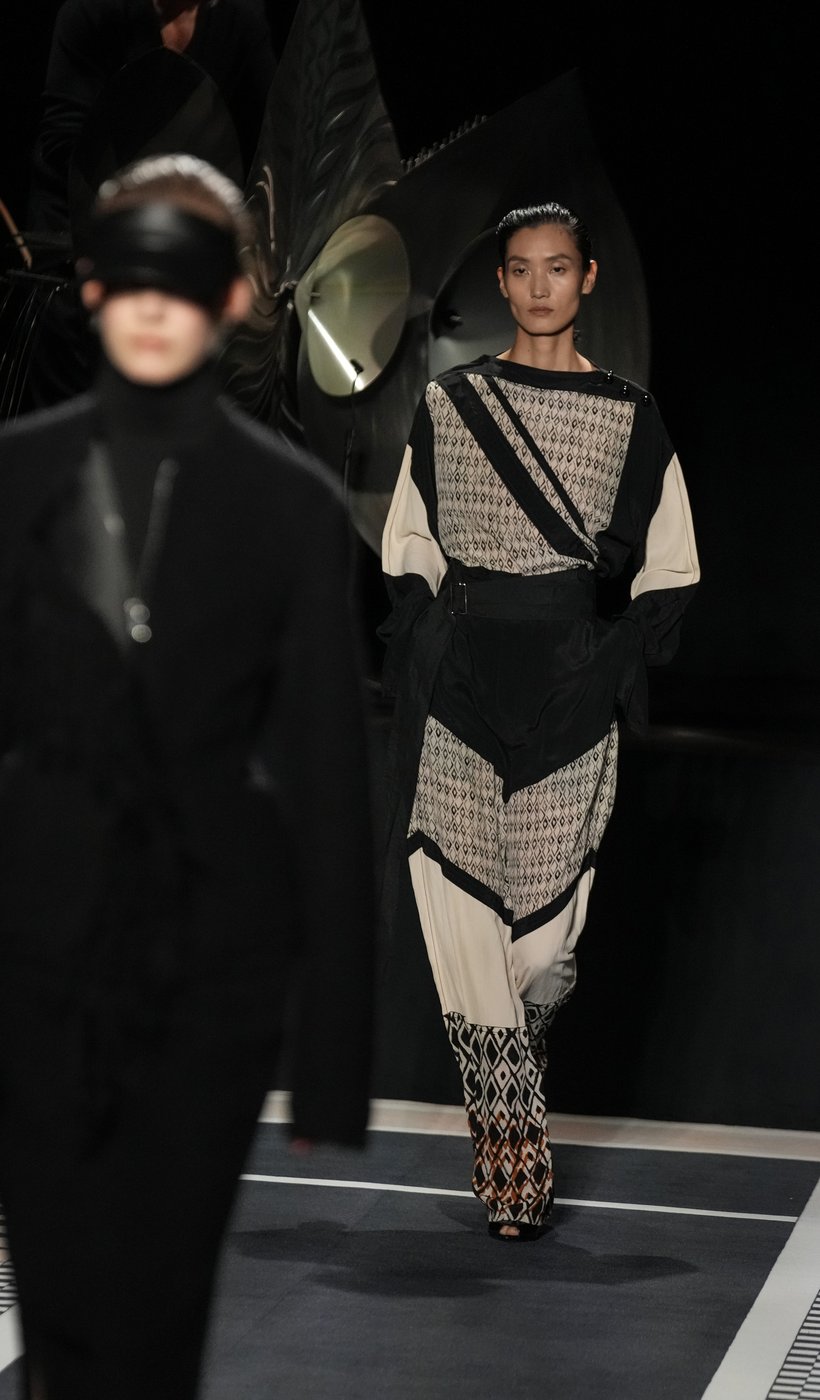 Lanvin: A return to elegance in Peter Copping’s highly anticipated Paris debut | iNFOnews.ca Lanvin: A return to elegance in Peter Copping’s highly anticipated Paris debut | iNFOnews.ca