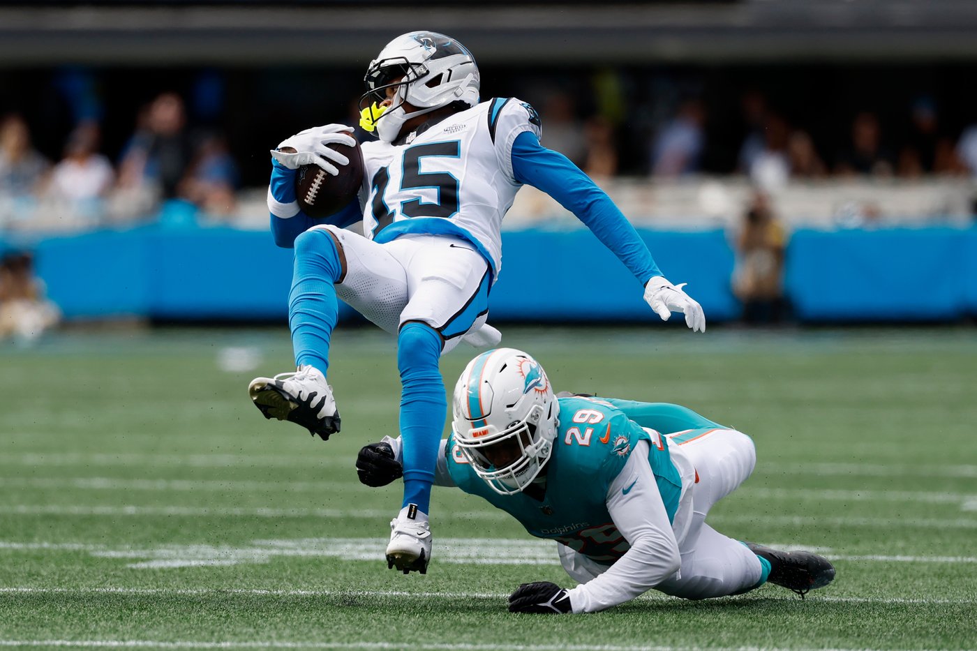 McDaniel says there's 'no time to waste' in effort to save reeling Dolphins' season | iNFOnews.ca