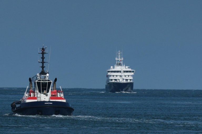 Hantavirus-stricken cruise ship arrives in the Netherlands | iNFOnews.ca