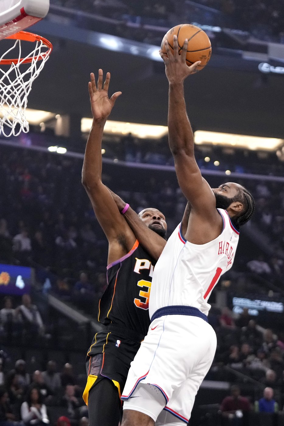 James Harden becomes 20th player with 26,000 career points | iNFOnews.ca