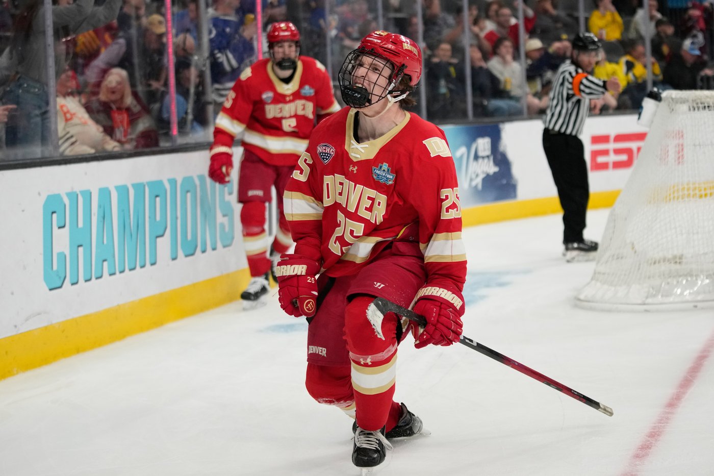 Conference bragging rights on the line as Wisconsin faces Denver for the NCAA hockey title | iNFOnews.ca Conference bragging rights on the line as Wisconsin faces Denver for the NCAA hockey title | iNFOnews.ca