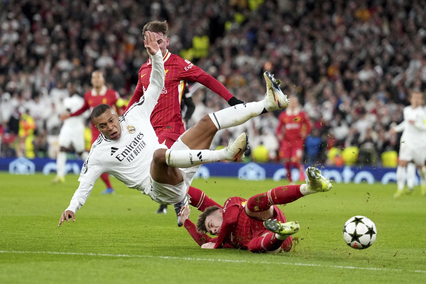 Liverpool shines in Champions League, dumping Real Madrid down the table. Dortmund rises to 4th | iNFOnews.ca