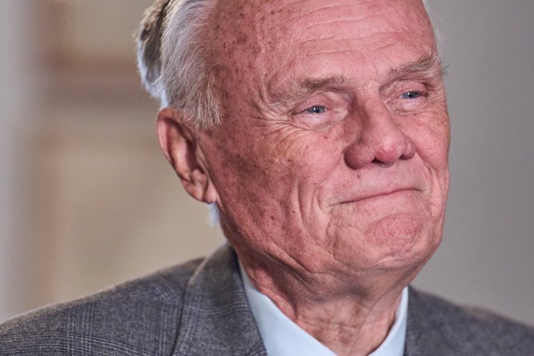 Trump isn't the 1st president to want more room to entertain, longtime White House usher says | iNFOnews.ca