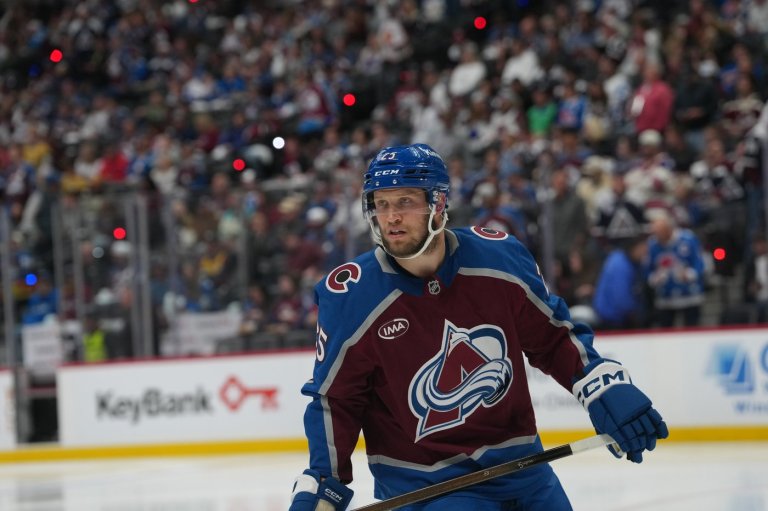 Banged-up forwards Logan O’Connor and Zachary L’Heureux could return on Avalanche's 2-game trip | iNFOnews.ca