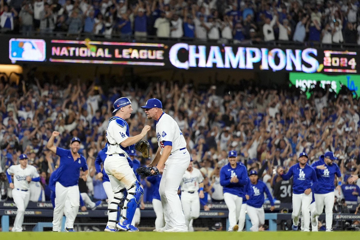 Dodgers finish off Mets with 10-5 win in NLCS and advance to face Yankees in World Series | iNFOnews.ca Dodgers finish off Mets with 10-5 win in NLCS and advance to face Yankees in World Series | iNFOnews.ca