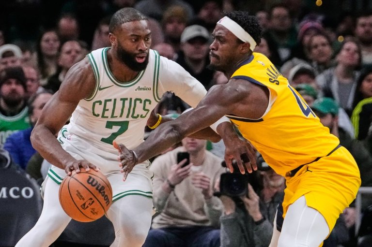Jaylen Brown scores 30 points, grabs 10 rebounds to lead Celtics to 119-104 victory over Pacers | iNFOnews.ca