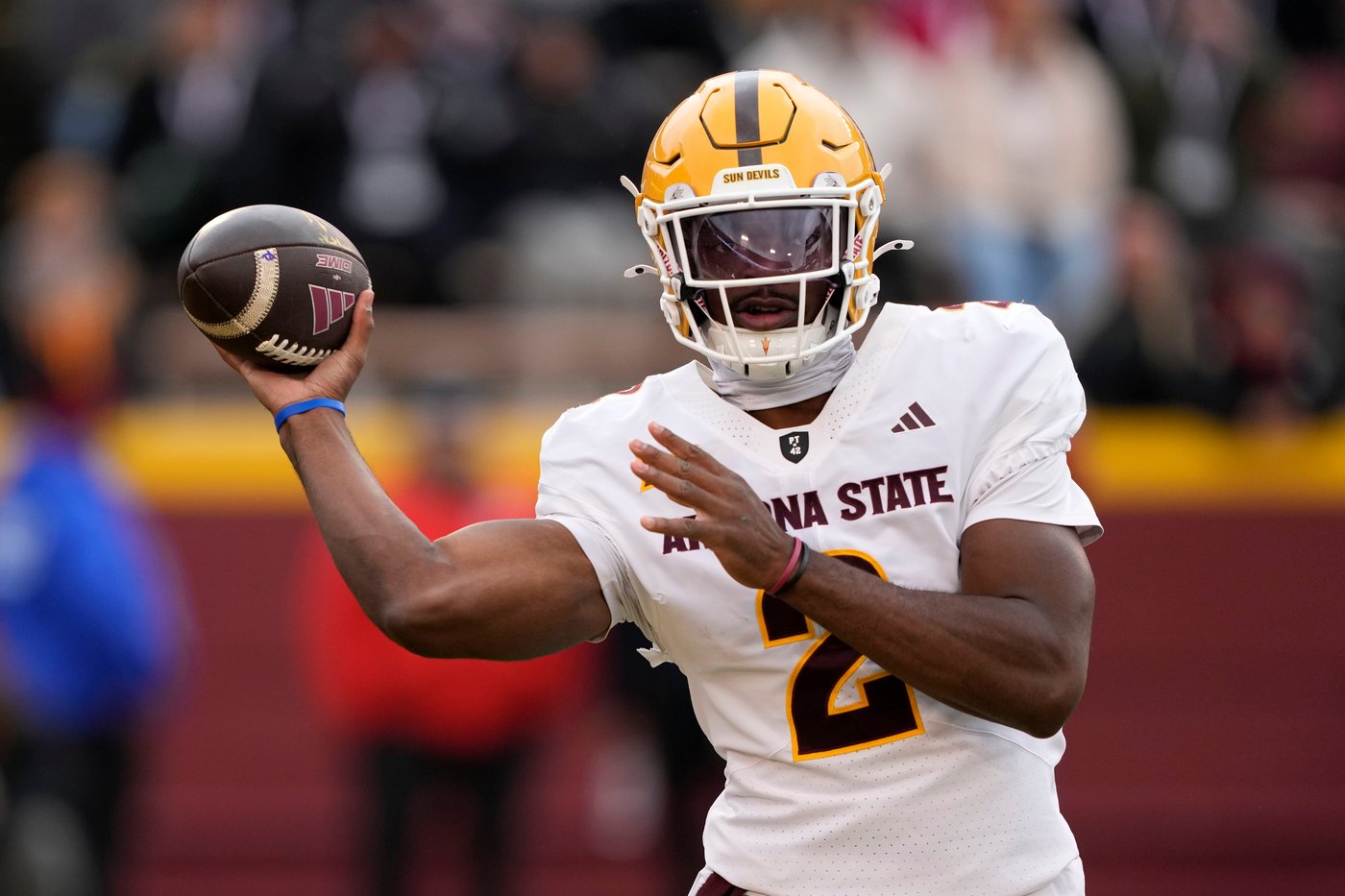 Sims sets Arizona State QB rushing record with 228 yards in 24-19 victory over Iowa State | iNFOnews.ca Sims sets Arizona State QB rushing record with 228 yards in 24-19 victory over Iowa State | iNFOnews.ca