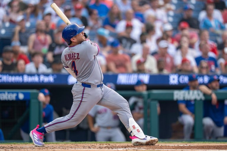 Francisco Alvarez homers twice as Mets beat Phillies 4-1 under smoky sky | iNFOnews.ca