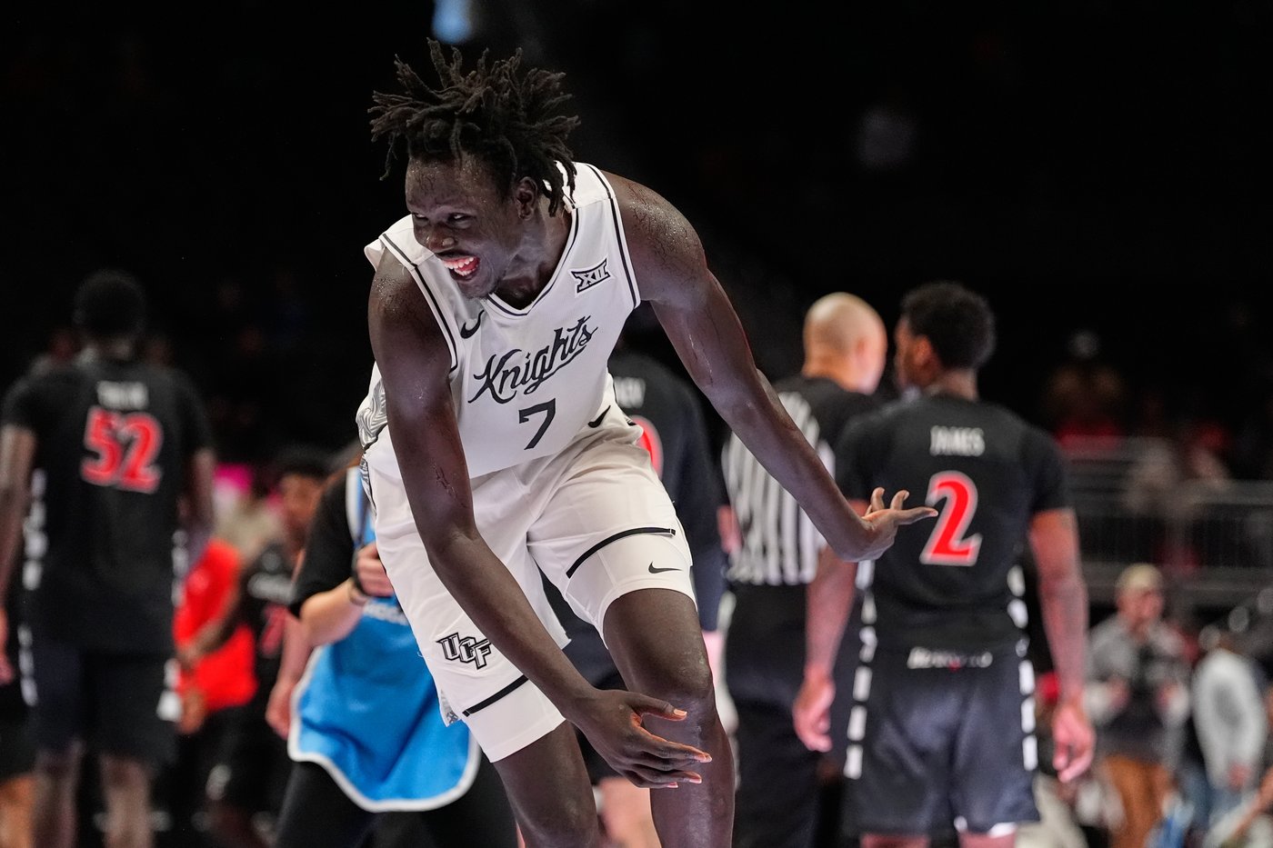 UCF rallies past Cincinnati 66-65 in OT to reach the Big 12 Tournament quarterfinals | iNFOnews.ca UCF rallies past Cincinnati 66-65 in OT to reach the Big 12 Tournament quarterfinals | iNFOnews.ca