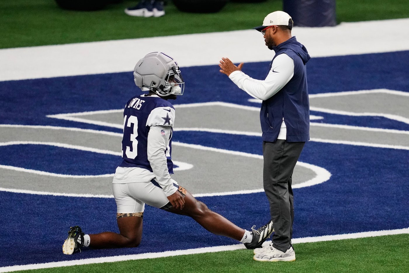 Christian Parker is on to Week 2 after a rough debut as defensive coordinator of the Cowboys | iNFOnews.ca