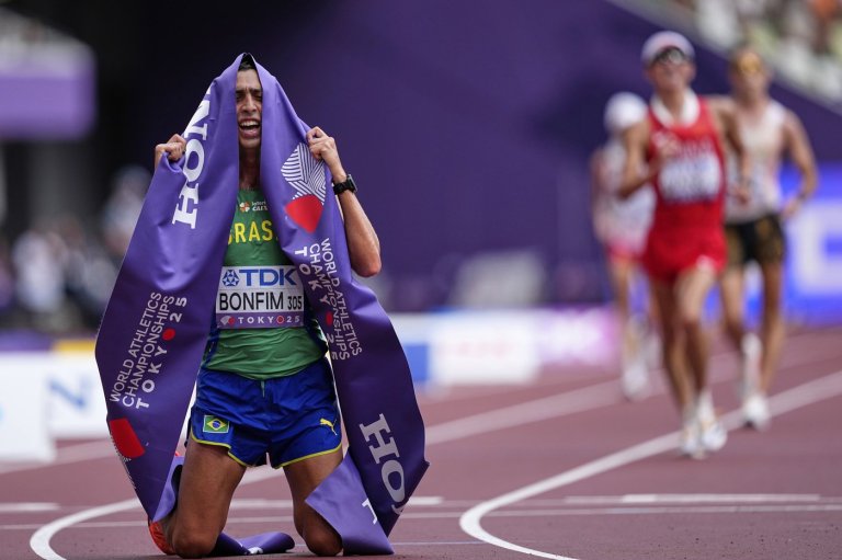 Photo highlights from Day 8 of the world athletics championships in Tokyo | iNFOnews.ca