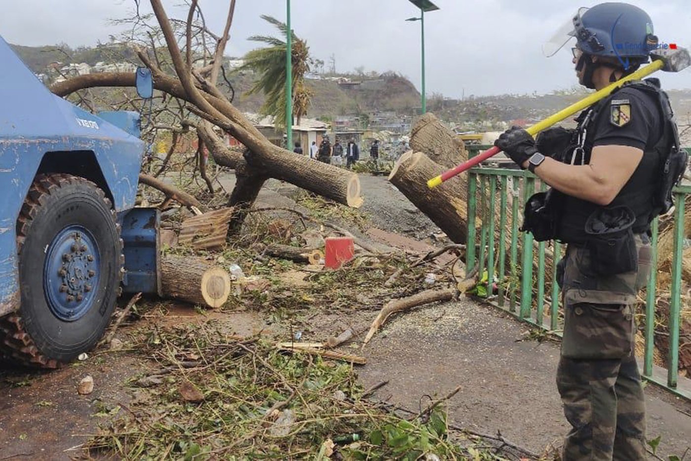 France rushes aid to Mayotte after Cyclone Chido leaves hundreds feared dead | iNFOnews.ca France rushes aid to Mayotte after Cyclone Chido leaves hundreds feared dead | iNFOnews.ca