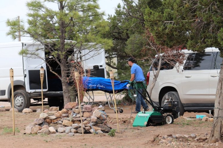 3 dead in New Mexico and first responders decontaminated after exposure to unknown substance | iNFOnews.ca