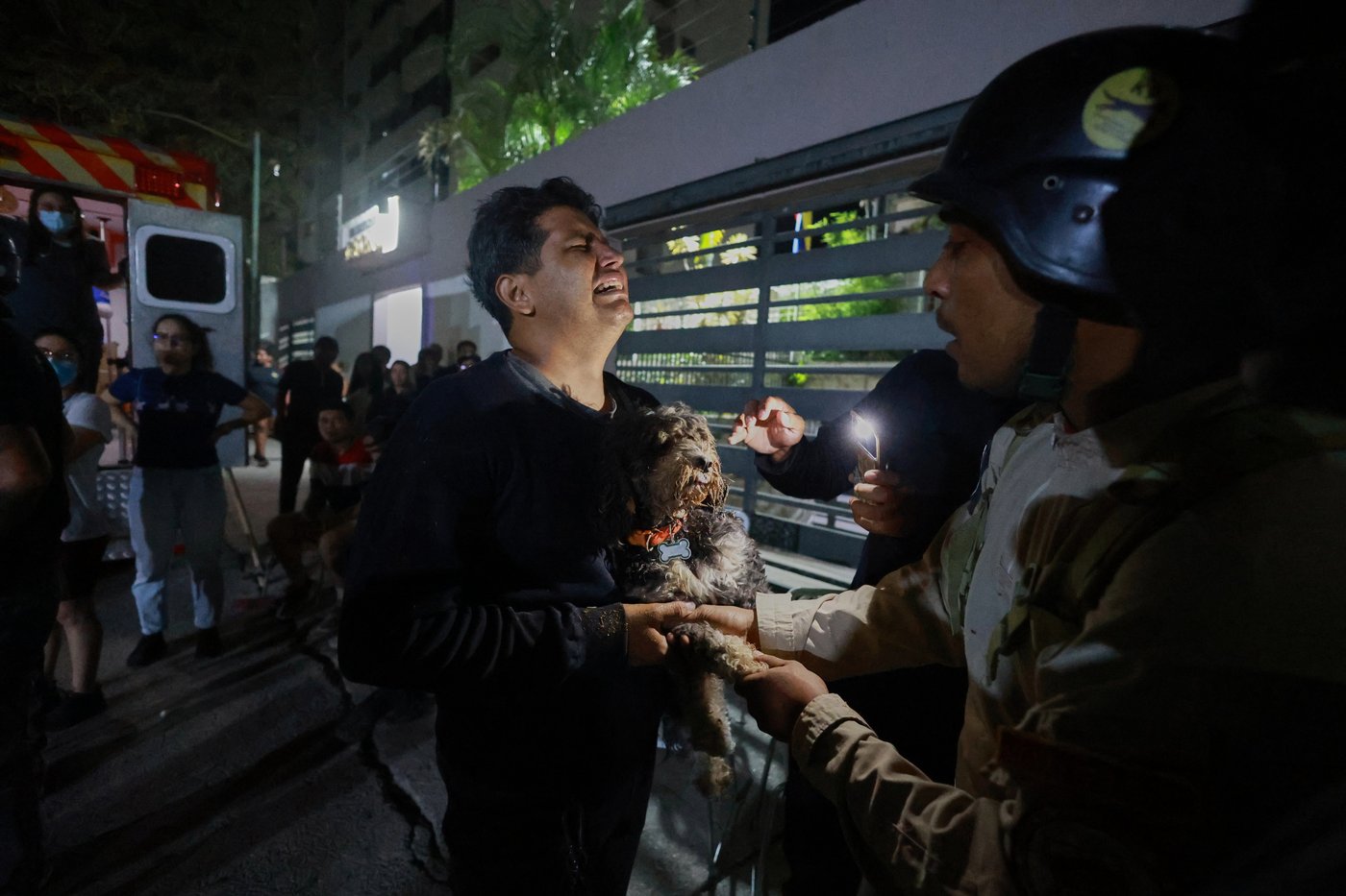 Twin earthquakes strike Venezuela, in photos | iNwheels