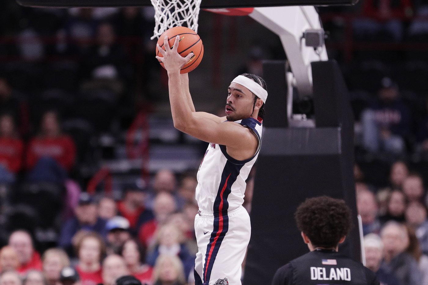 No. 19 Gonzaga rolls to 81-50 victory over Portland | iNFOnews.ca