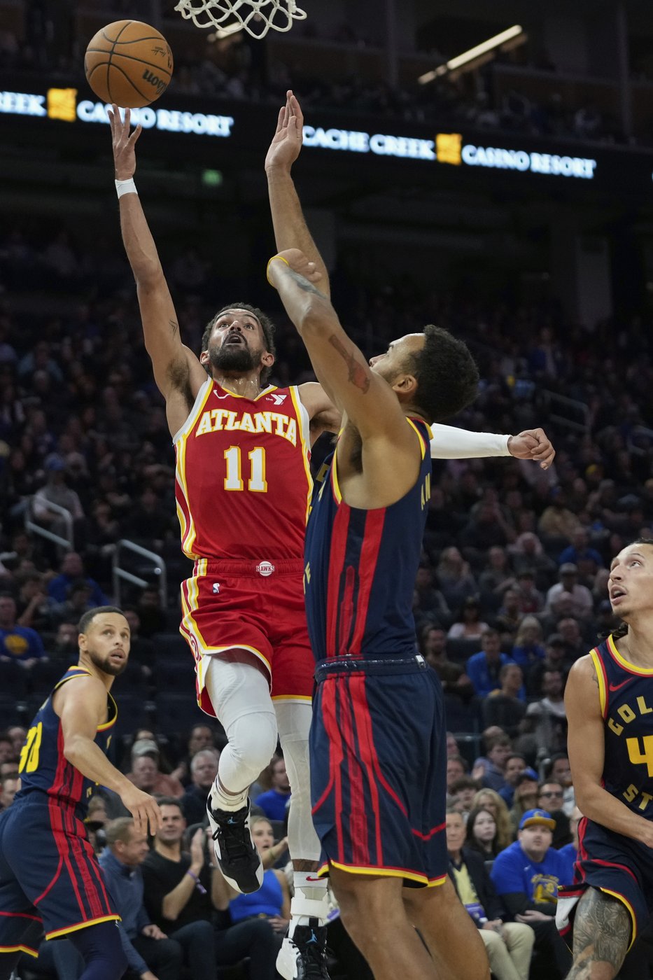 Andrew Wiggins scores 27 points, Stephen Curry adds 23 as Warriors beat Hawks 120-97 | iNFOnews.ca