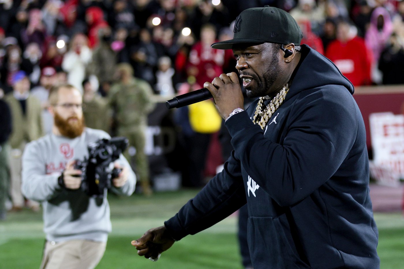 50 Cent's 'Many Men' electrifies Oklahoma crowd, and Sooners score two plays later | iNFOnews.ca