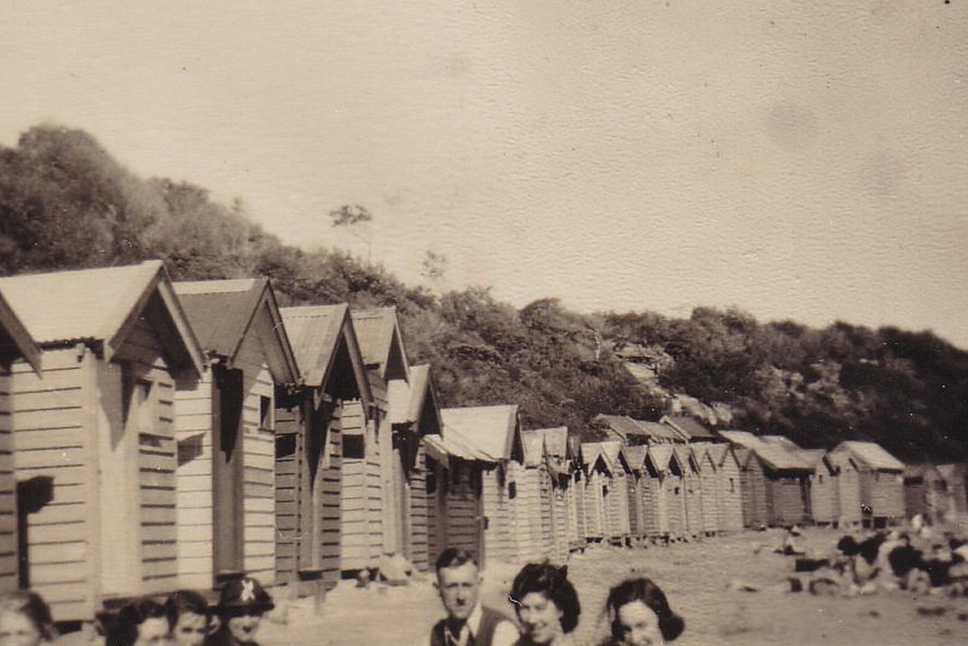 Australia's iconic beach boxes lack the comforts of home but can cost more than a house | iNFOnews.ca
