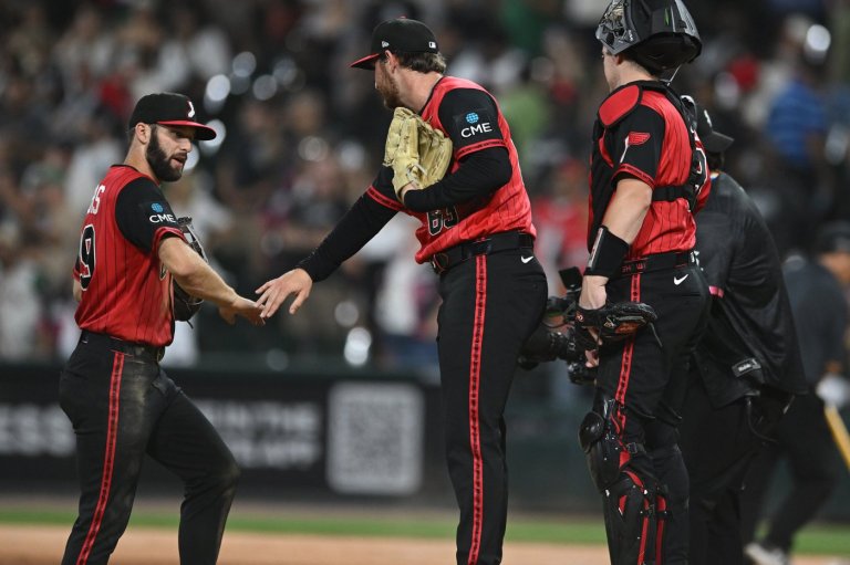 Tristan Peters hits for the cycle, White Sox beat Athletics 14-1 | iNFOnews.ca