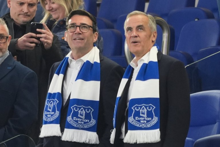 Canada’s Carney and Britain’s Burnham take first meeting to Everton football match | iNFOnews.ca
