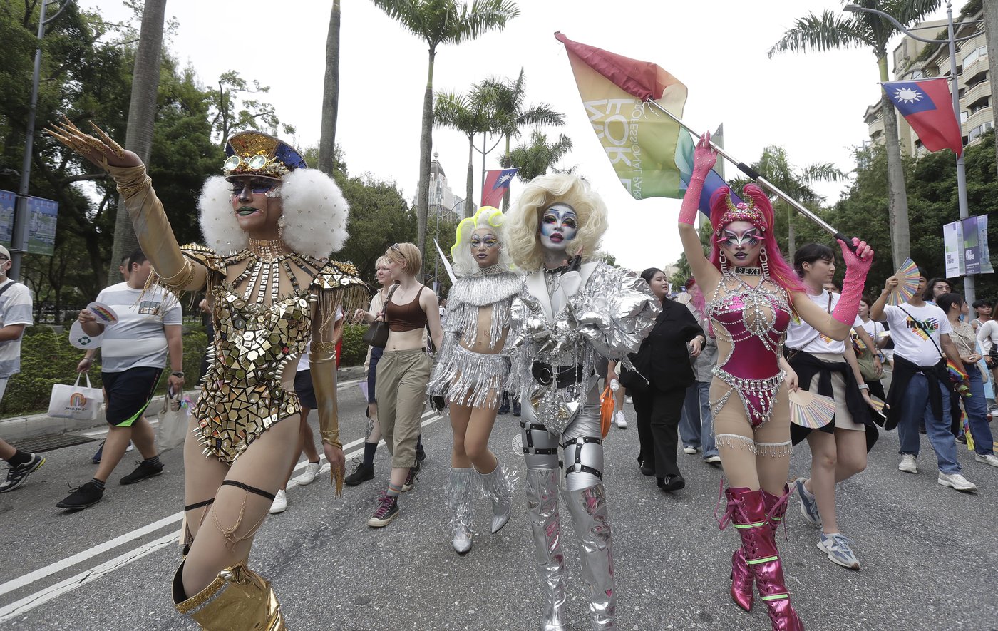 Thousands gather for colorful celebration at Taiwan Pride parade | iNFOnews.ca Thousands gather for colorful celebration at Taiwan Pride parade | iNFOnews.ca