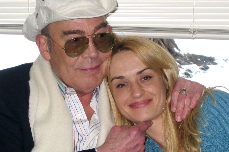 Investigators to review the 2005 shooting death of Hunter S. Thompson, which was ruled a suicide | iNFOnews.ca
