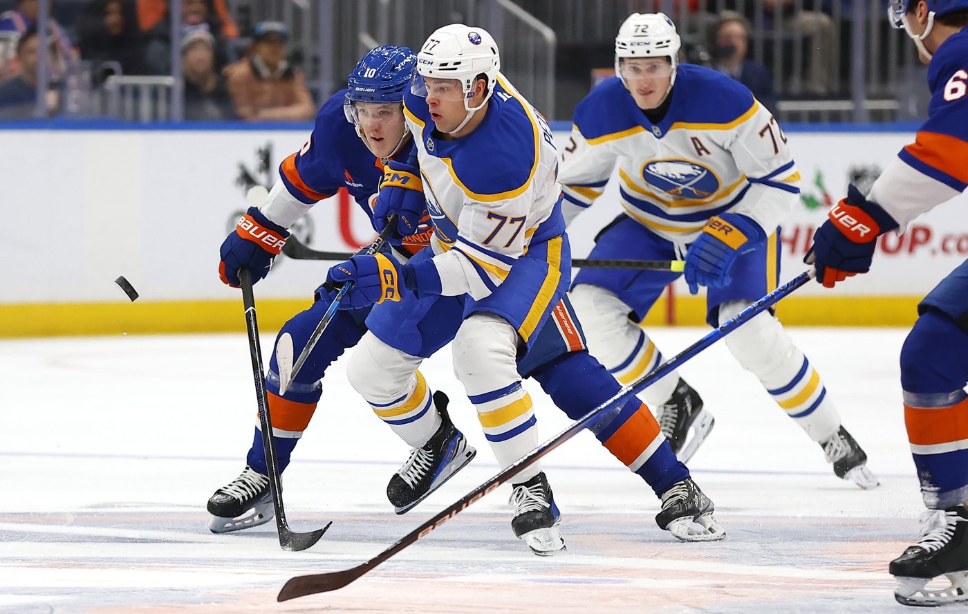 Holmstrom scores two, Sorokin stops 29 as Islanders beat Sabres 3-0 | iNFOnews.ca Holmstrom scores two, Sorokin stops 29 as Islanders beat Sabres 3-0 | iNFOnews.ca