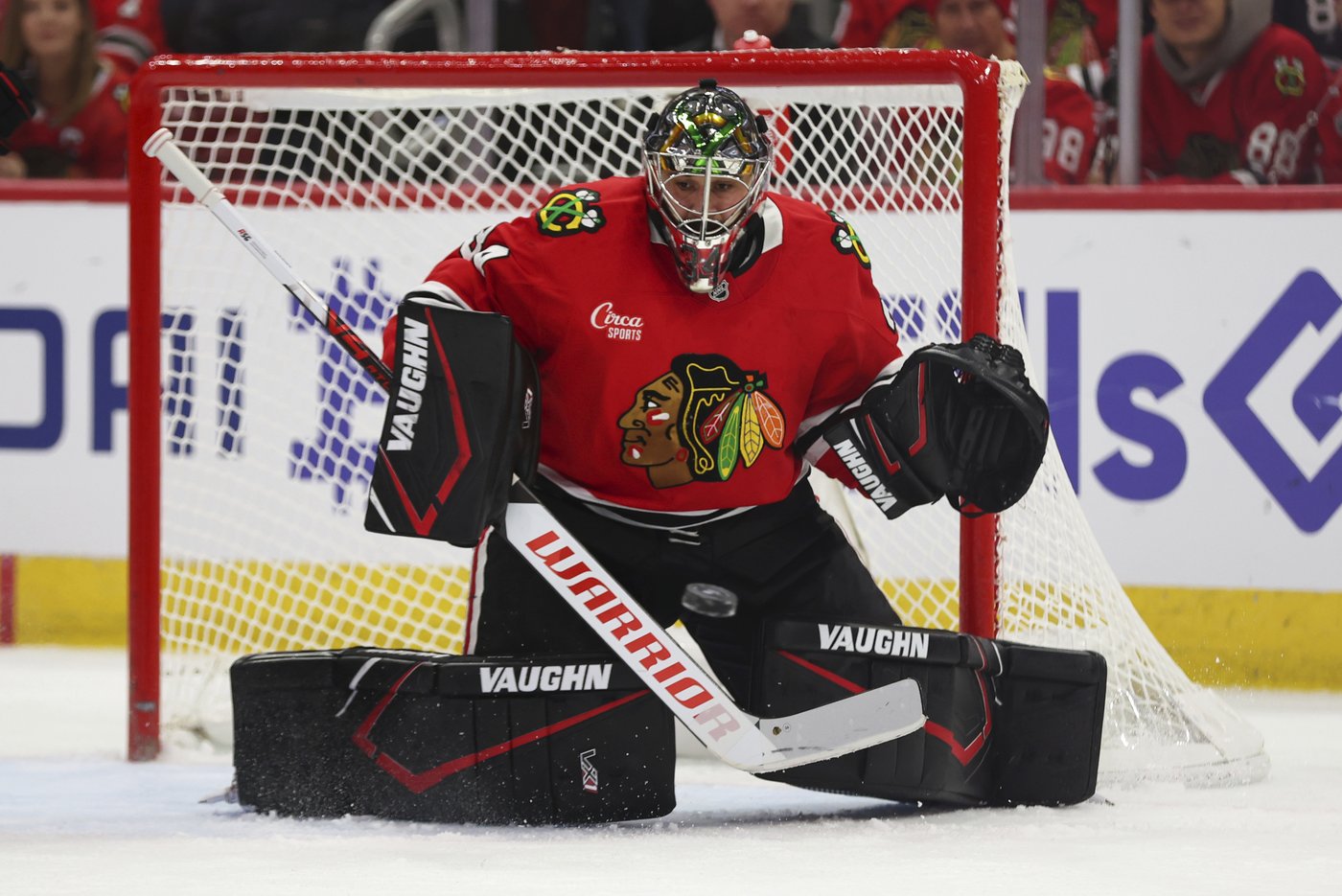 Taylor Hall's fifth career hat trick leads Blackhawks over Stars 6-2 | iNFOnews.ca Taylor Hall's fifth career hat trick leads Blackhawks over Stars 6-2 | iNFOnews.ca