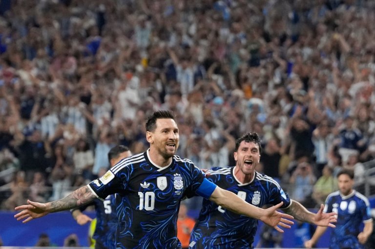 Messi becomes first to score in 7 straight World Cup games while extending goals record | iNFOnews.ca