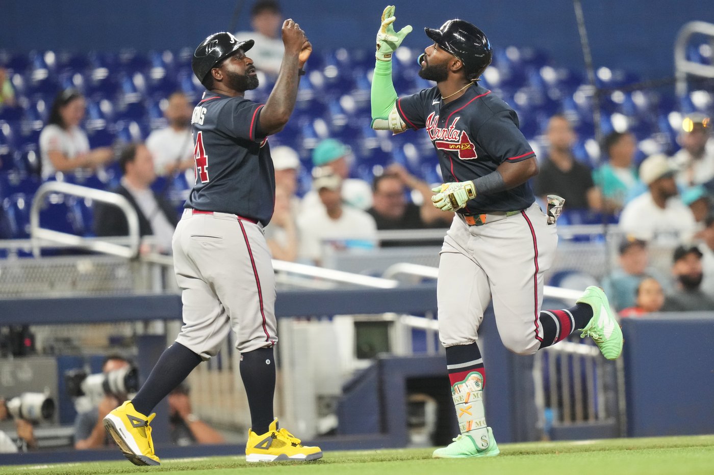 Acuña scores 3 times in return as Braves surge past Marlins 8-4 | iNFOnews.ca