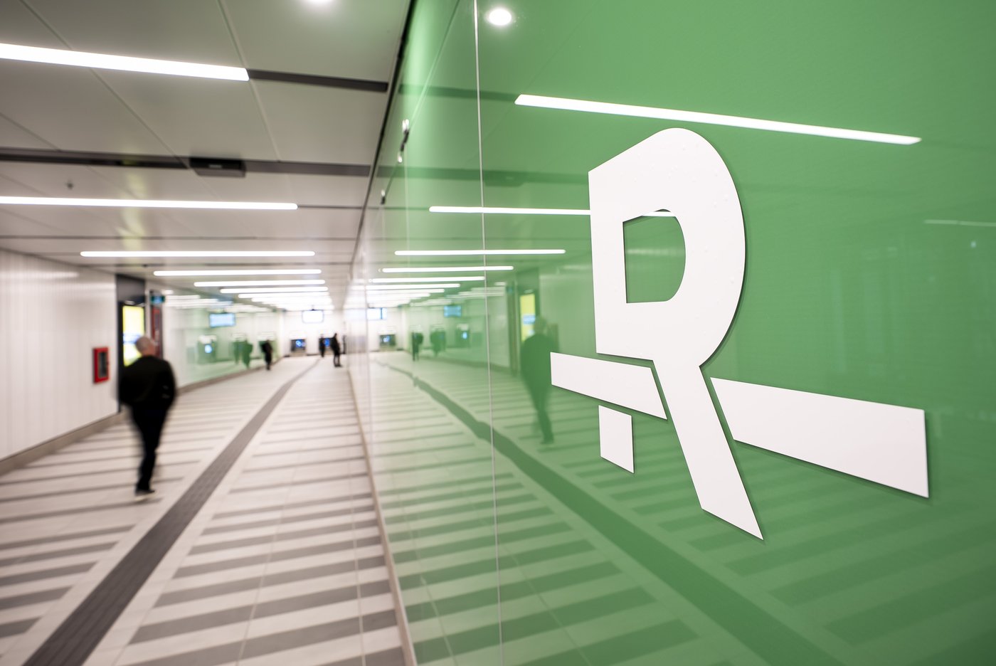 'Truly incredible': Commuters impressed with new branch of Montreal's rail network | iNFOnews.ca 'Truly incredible': Commuters impressed with new branch of Montreal's rail network | iNFOnews.ca