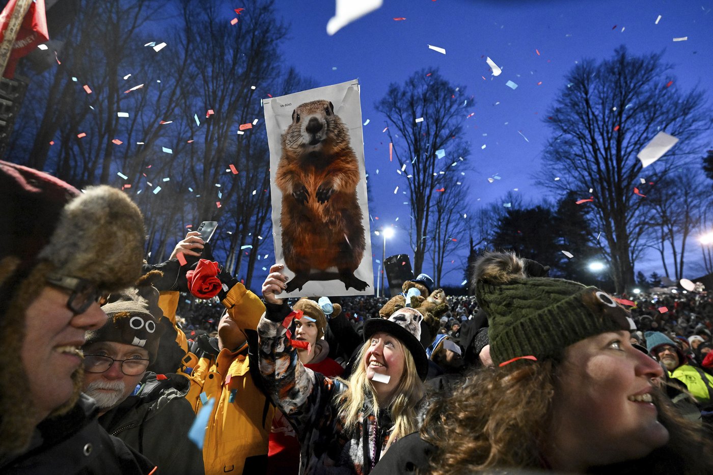 Punxsutawney Phil sees his shadow, handlers say, predicting 6 more weeks of wintry weather | iNFOnews.ca