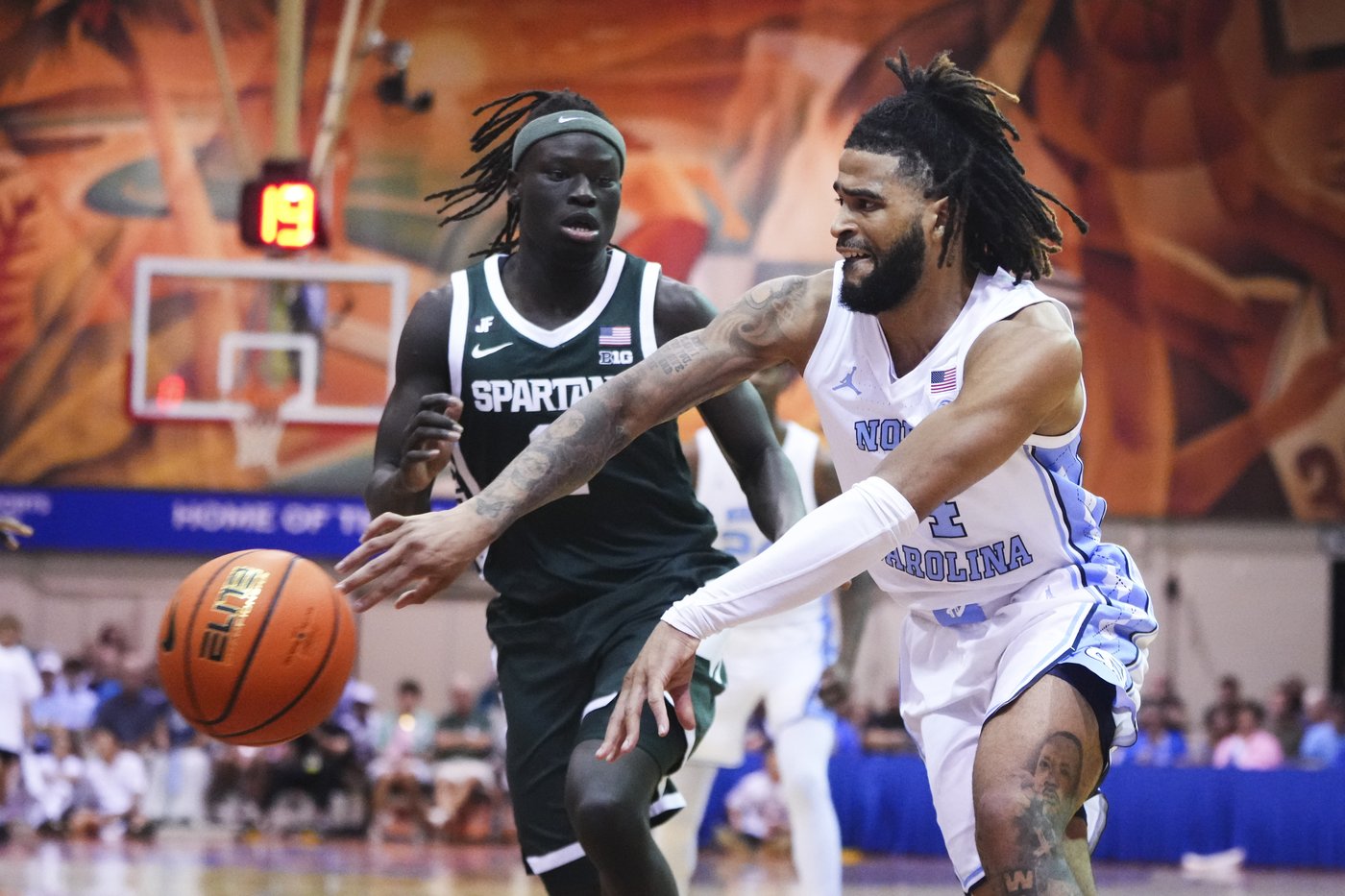 Michigan State holds off No. 12 North Carolina 94-91 in overtime for 3rd at Maui Invitational | iNFOnews.ca