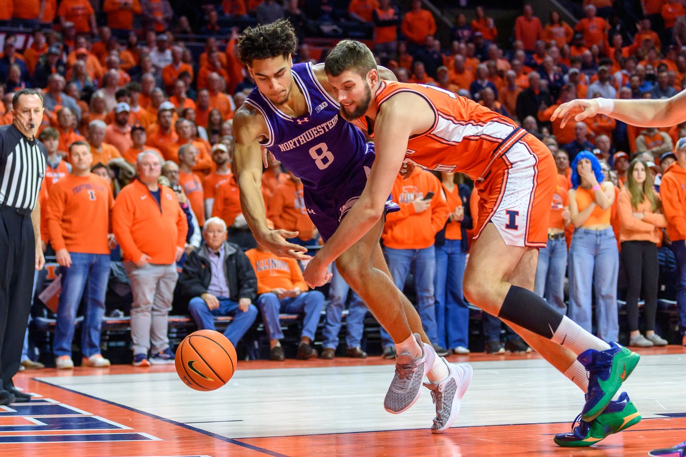 No. 5 Illinois makes 17 3-pointers, beats Northwestern 84-44 for 12th straight win | iNFOnews.ca