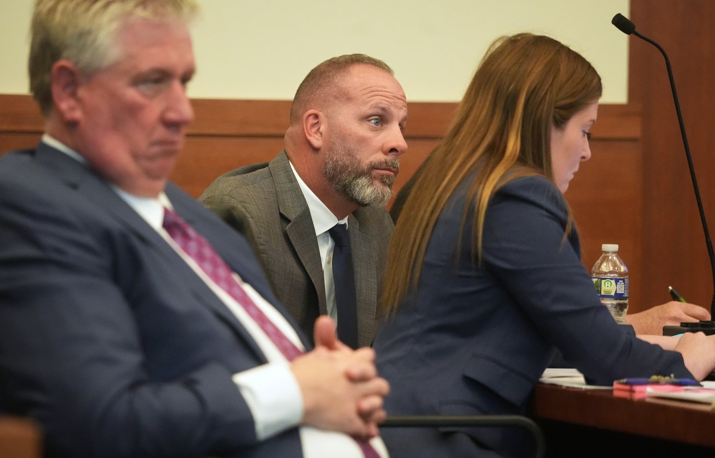 Jury deliberations begin in murder retrial of former Ohio deputy who fatally shot Black man | iNFOnews.ca