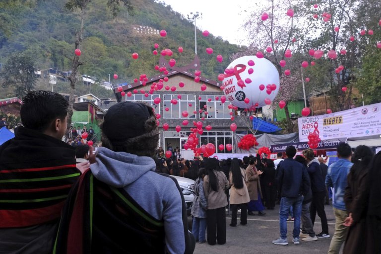 Activists, politicians mark World AIDS Day urging criminal reform, prevention funding | iNFOnews.ca