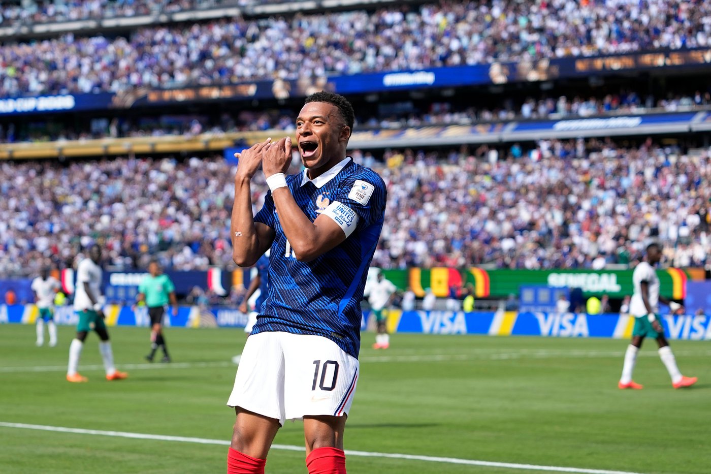 Kylian Mbappé sparks France with 2 goals in 3-1 win over Senegal at the World Cup | iNFOnews.ca