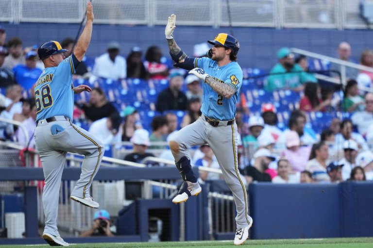 Turang hits 2-run homer and stretches on-base streak to 18 games as Brewers beat Marlins 5-2 | iNFOnews.ca