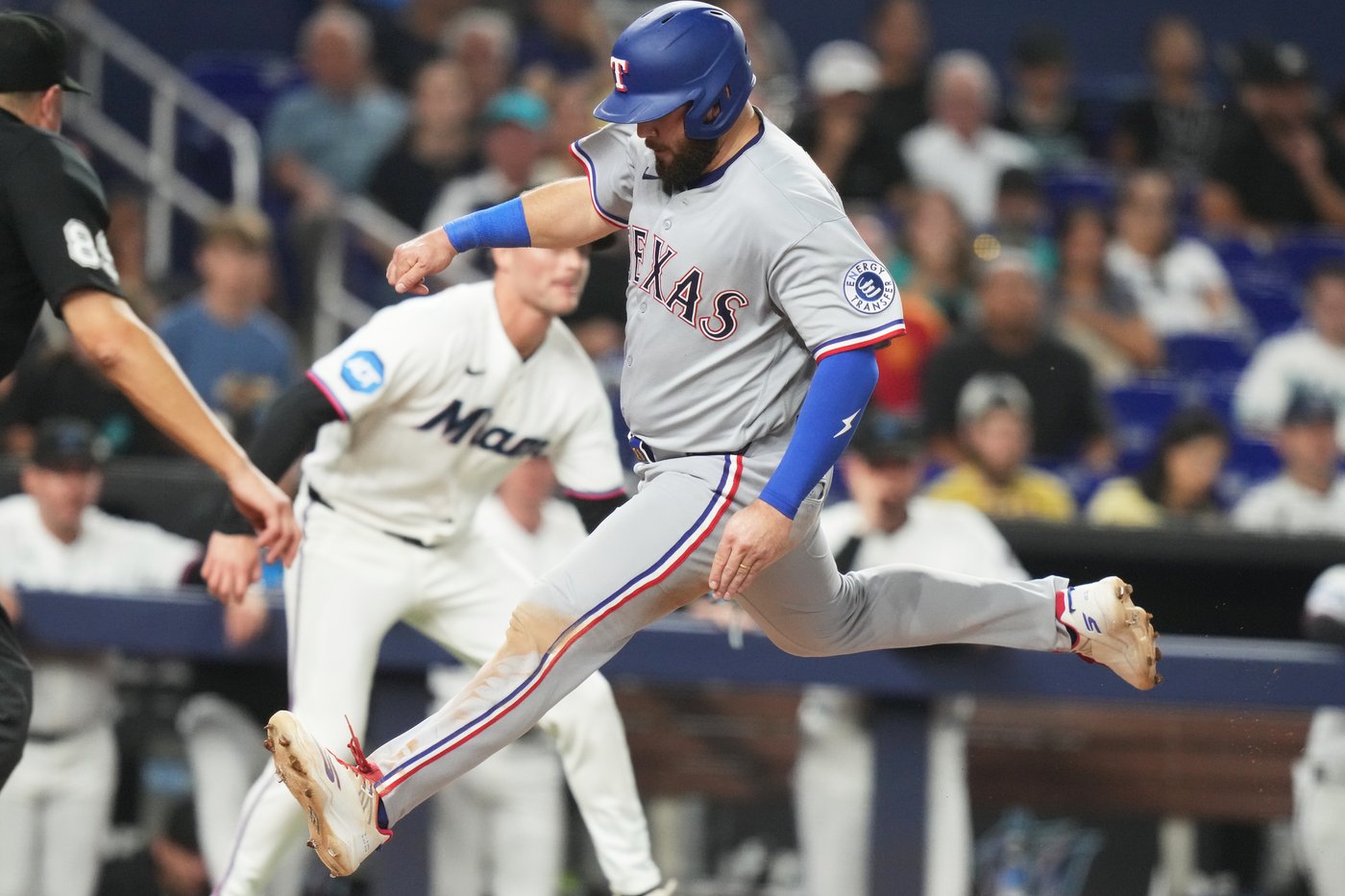 Nimmo's 3 hits, Osuna's go-ahead double lift Rangers to 4-3 win over Marlins | iNFOnews.ca