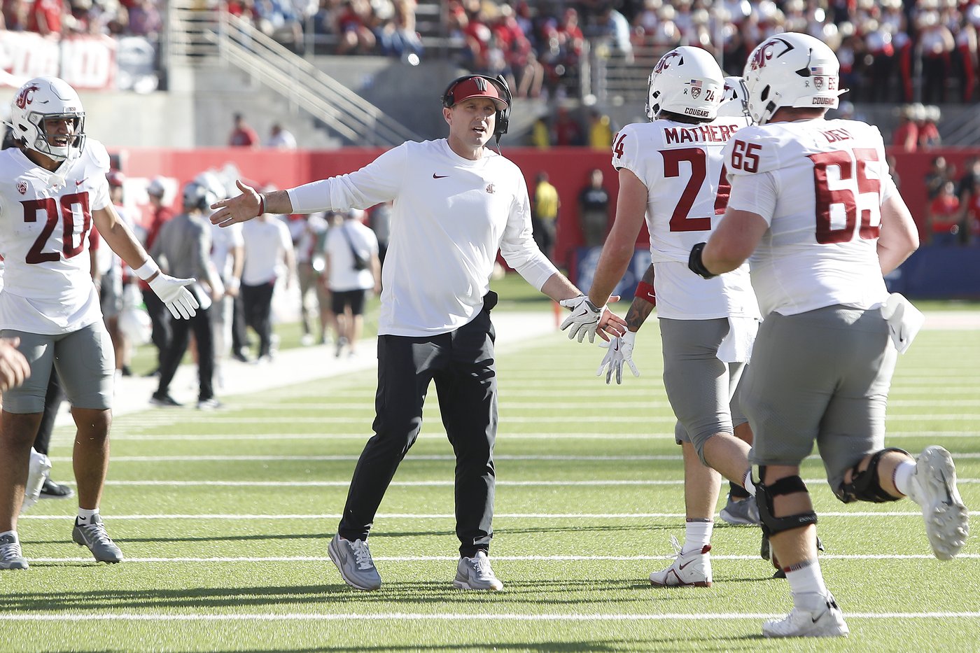 Ethan O'Connor's late 60-yard pick-6 rallies Washington State to 25-17 victory over Fresno State | iNFOnews.ca